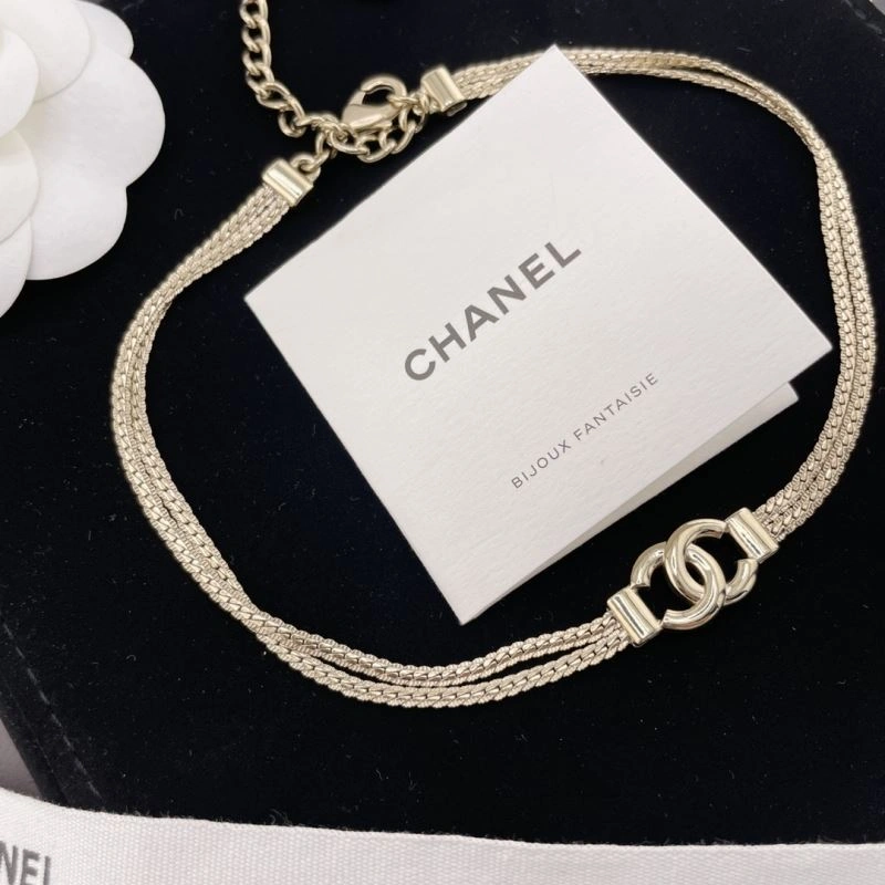 HighPerformance Chanel Necklaces 229392