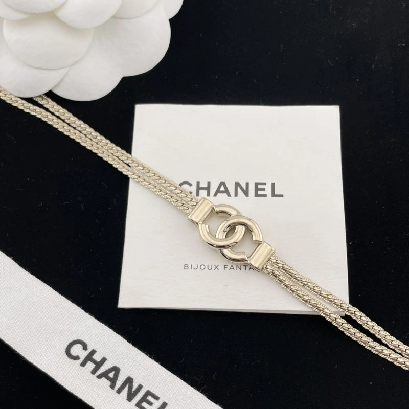 HighPerformance Chanel Necklaces 229392