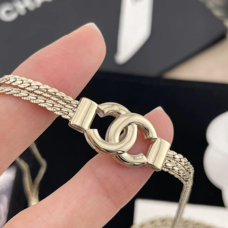 HighPerformance Chanel Necklaces 229392