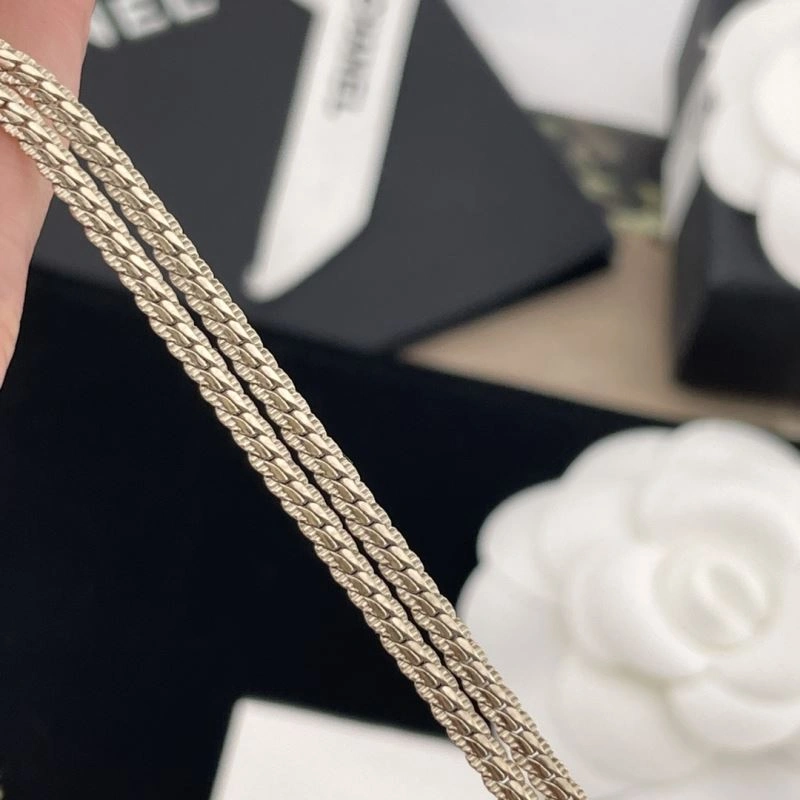 HighPerformance Chanel Necklaces 229392