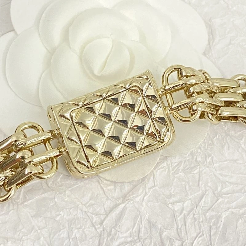 Chanel Necklaces Versatile 229442