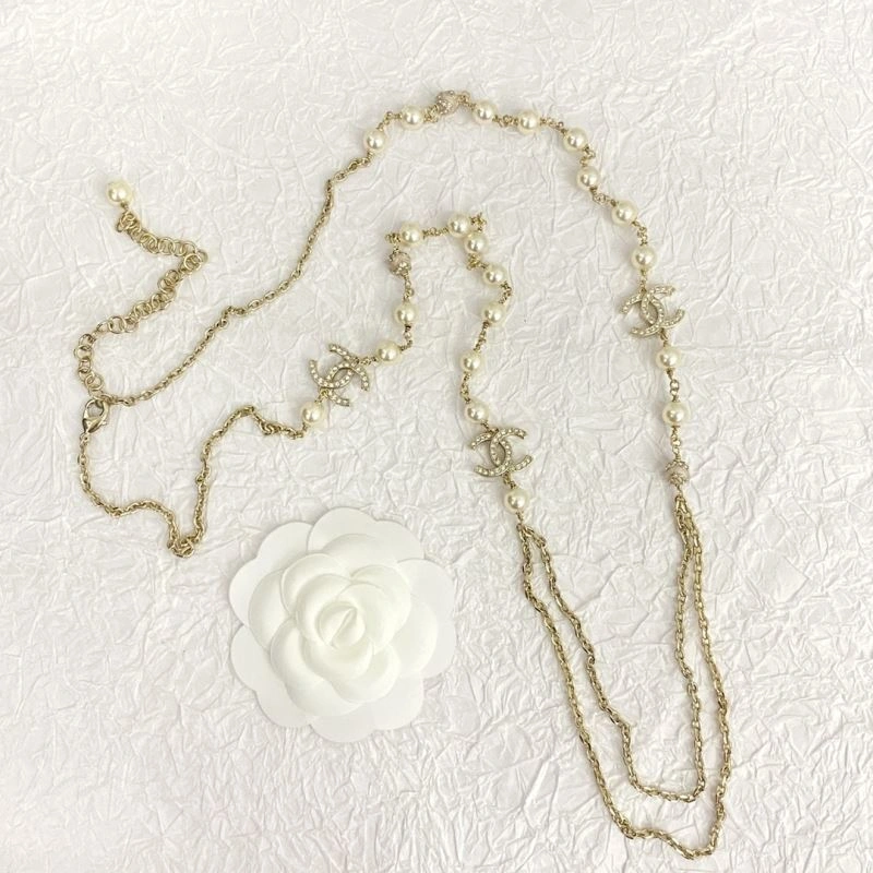 Packable Chanel Necklaces 229404