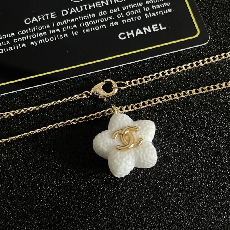 Affordable Chanel Necklaces 229396