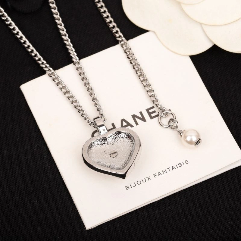 Unique Chanel Necklaces 229382