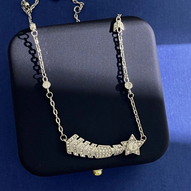Chanel Necklaces ModernLook 229365