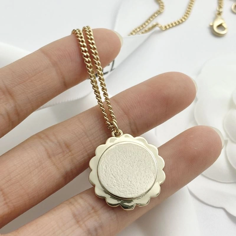 TravelReady Chanel Necklaces 229364