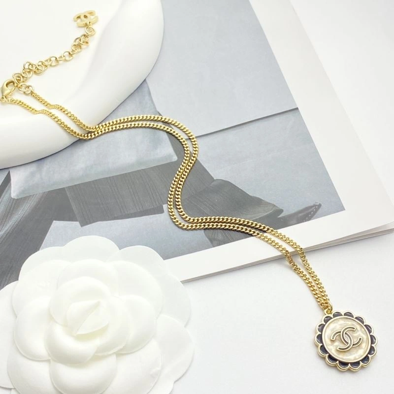TravelReady Chanel Necklaces 229364