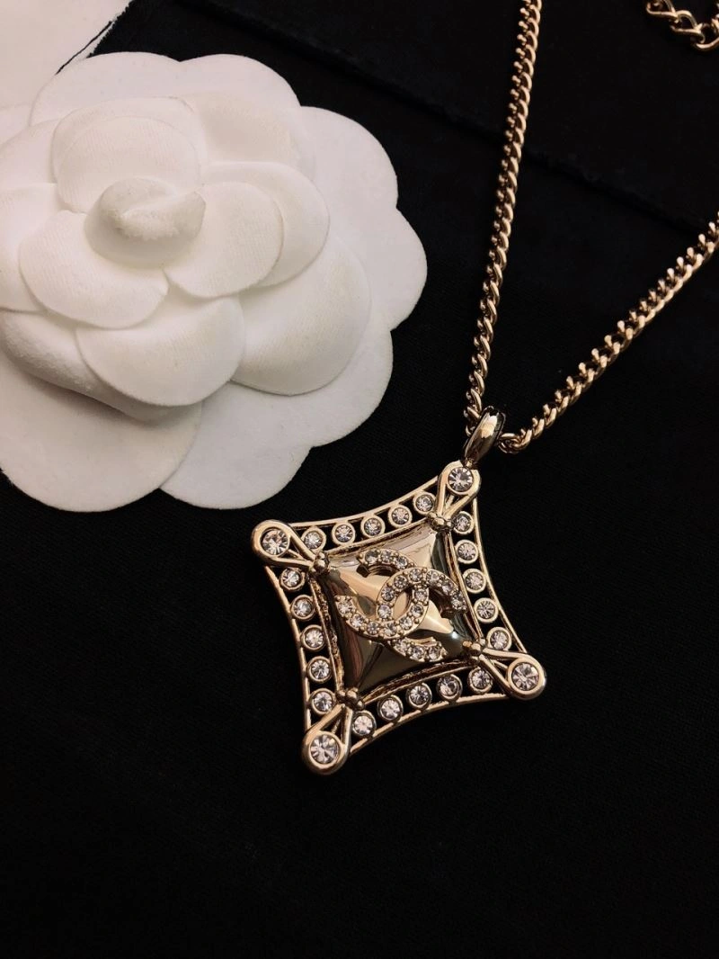 Cozy Chanel Necklaces 229384