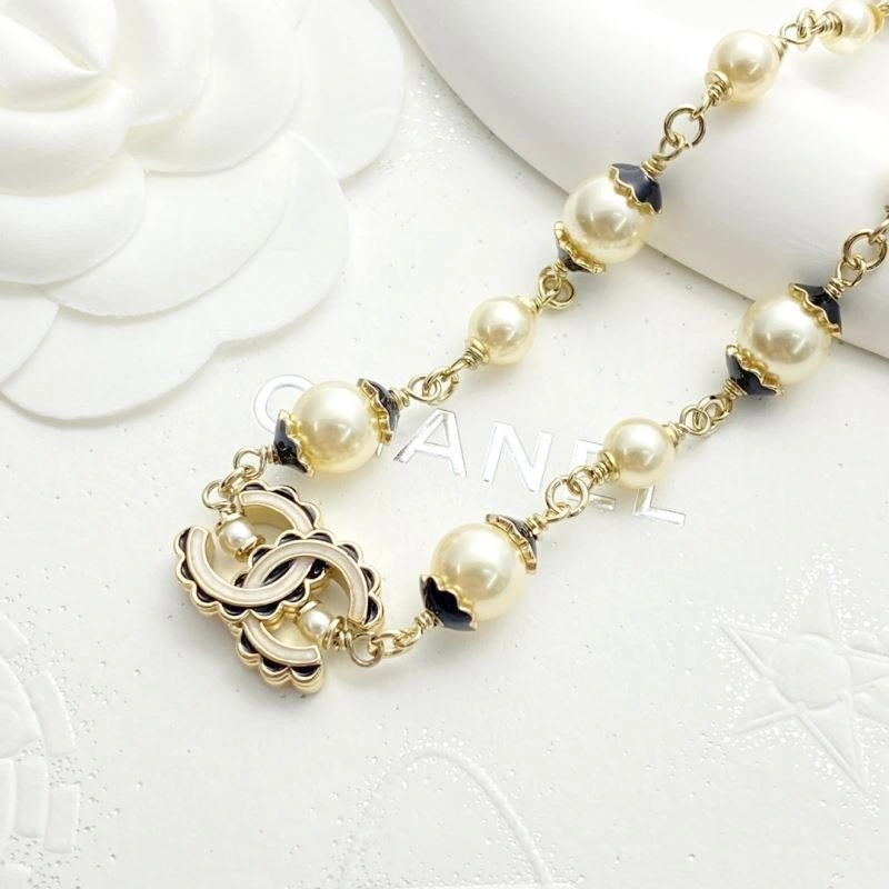 EyeCatching Chanel Necklaces 229359