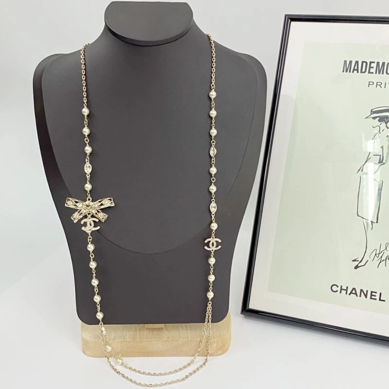 UrbanChic Chanel Necklaces 229349