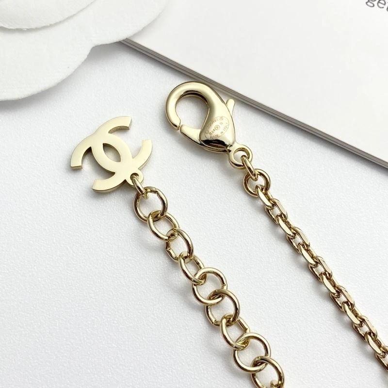 UrbanChic Chanel Necklaces 229349