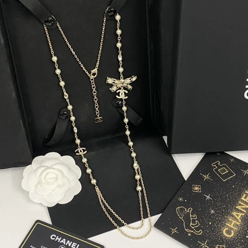 UrbanChic Chanel Necklaces 229349