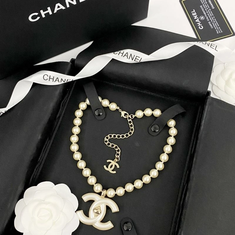 AllSeason Chanel Necklaces 229409