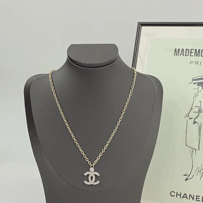Chanel Necklaces Minimalist 228650