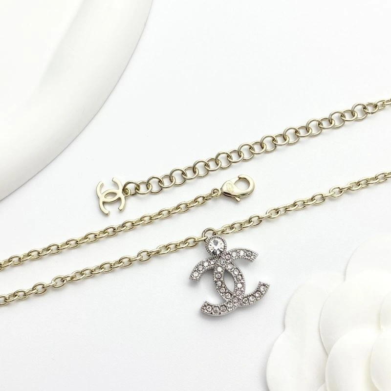 Chanel Necklaces Minimalist 228650