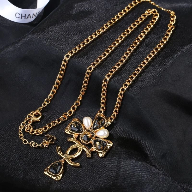 TravelReady Chanel Necklaces 228654