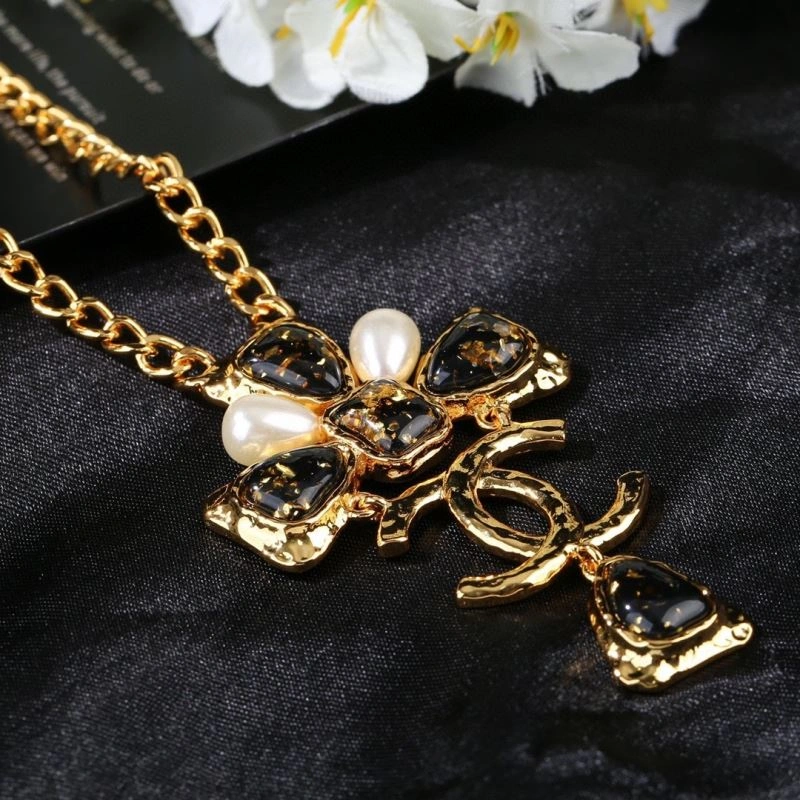 TravelReady Chanel Necklaces 228654