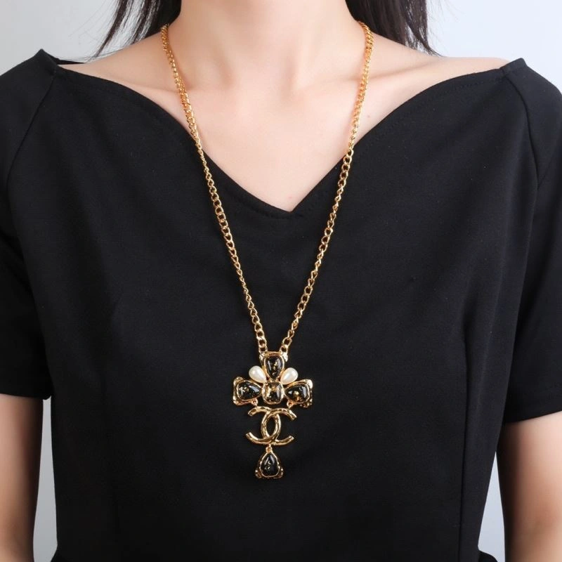 TravelReady Chanel Necklaces 228654