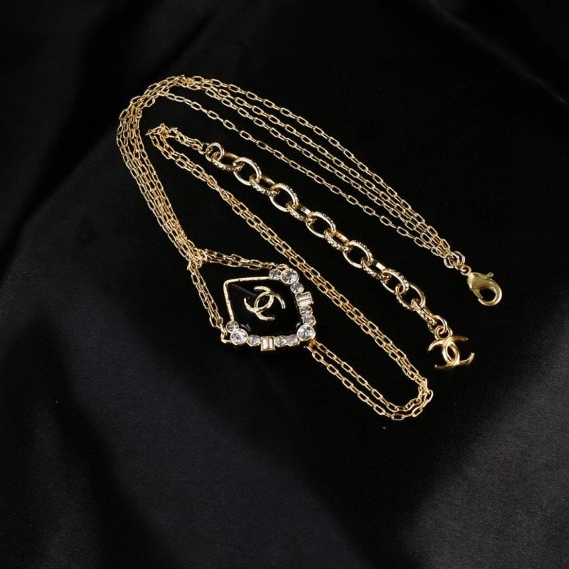 Unique Chanel Necklaces 228655