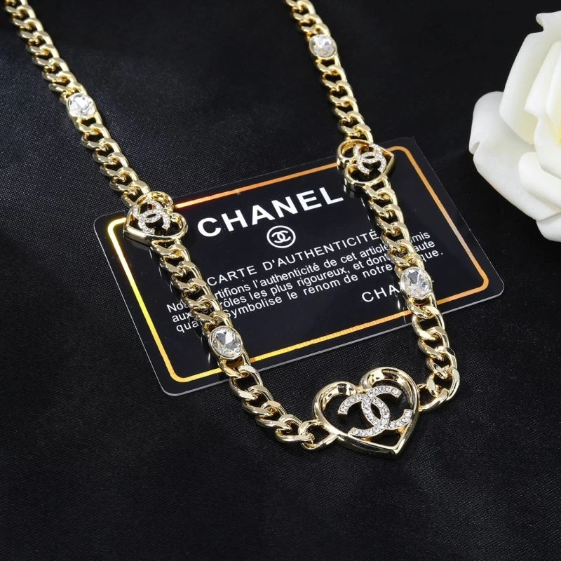 Sustainable Chanel Necklaces 228676