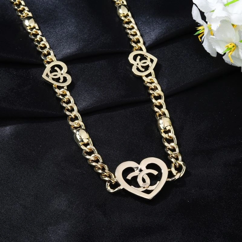 Sustainable Chanel Necklaces 228676