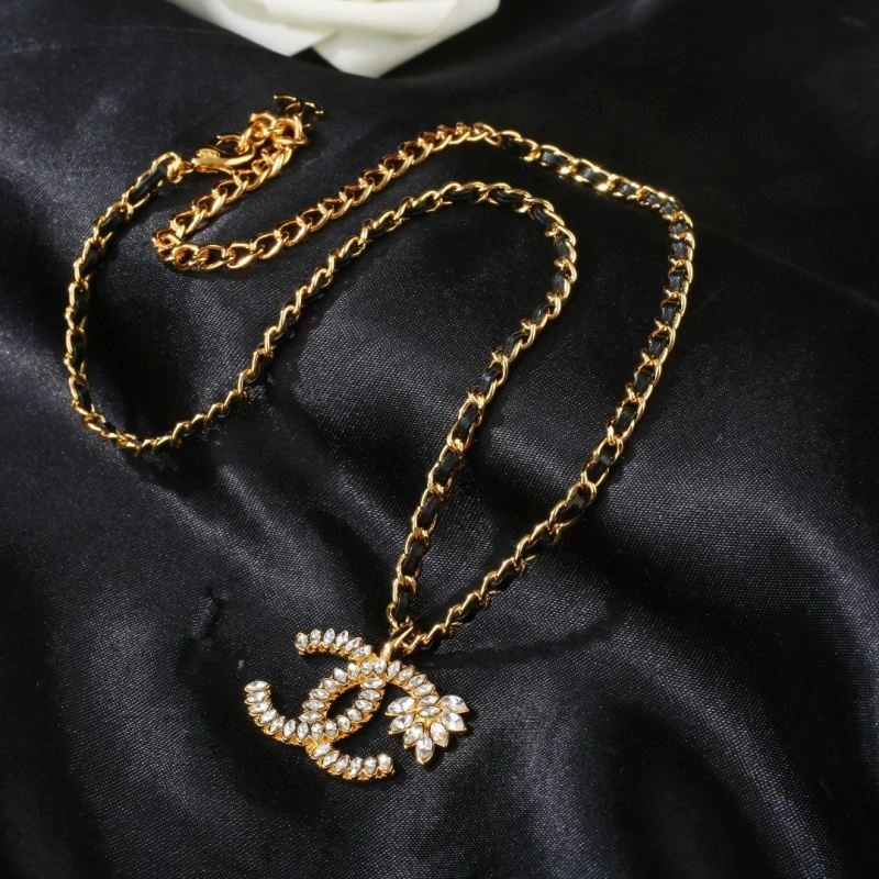 Youthful Chanel Necklaces 228647