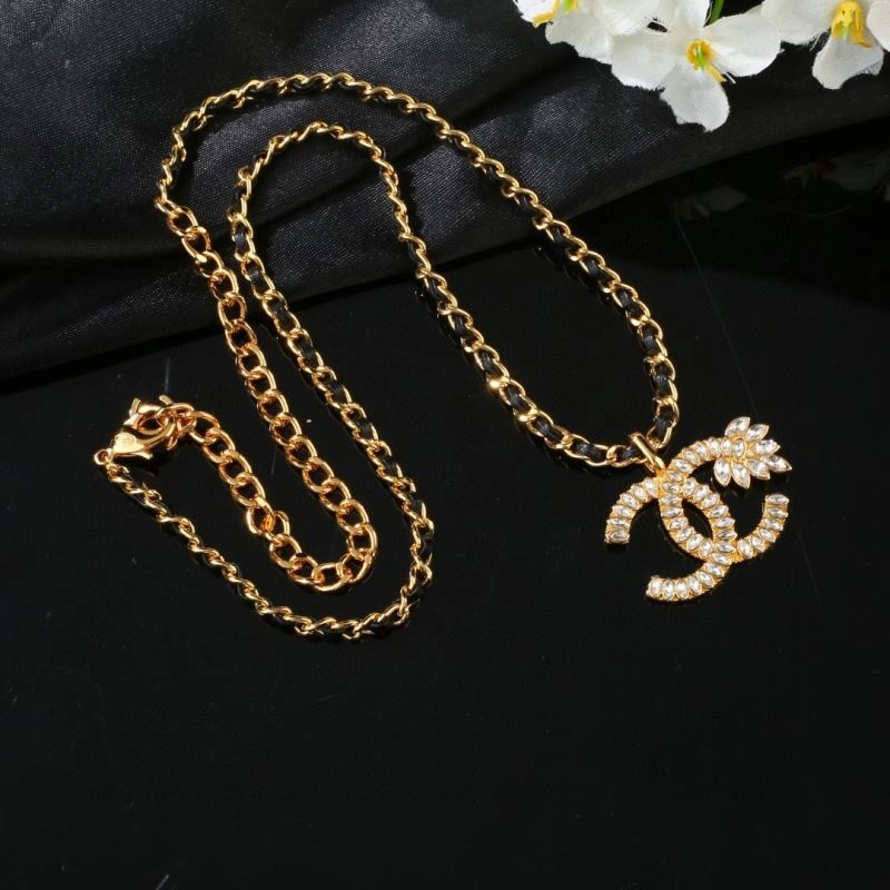 Youthful Chanel Necklaces 228647