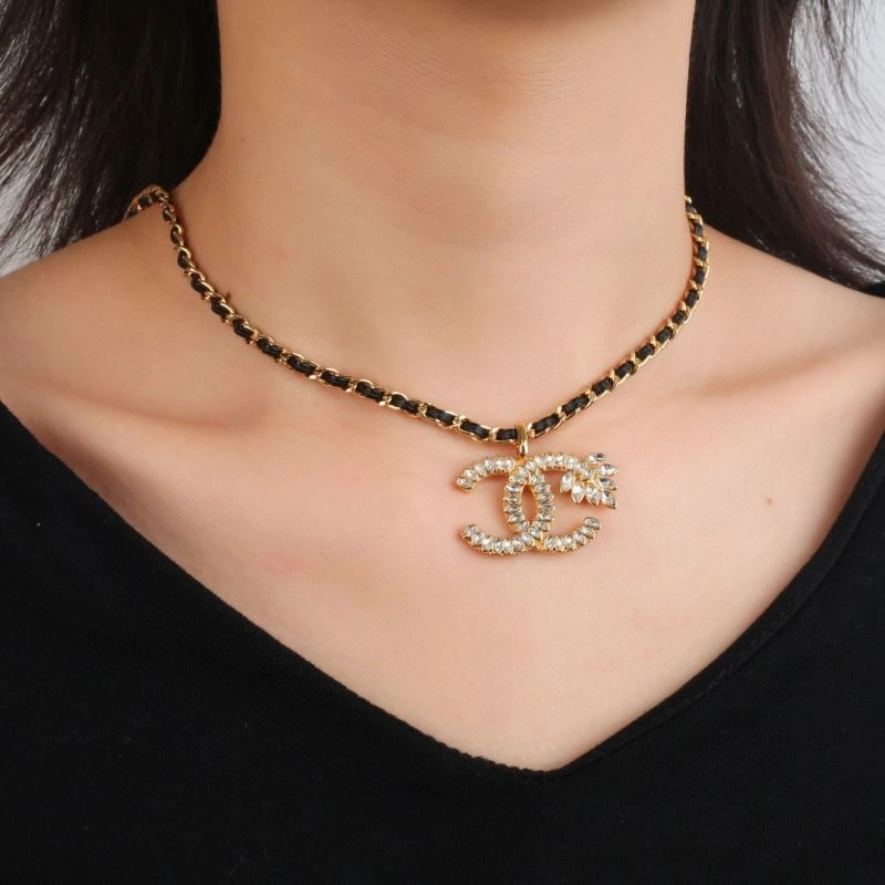 Youthful Chanel Necklaces 228647