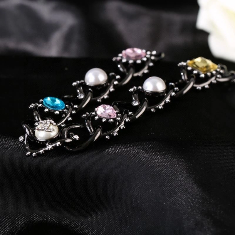 Flexible Chanel Necklaces 228639