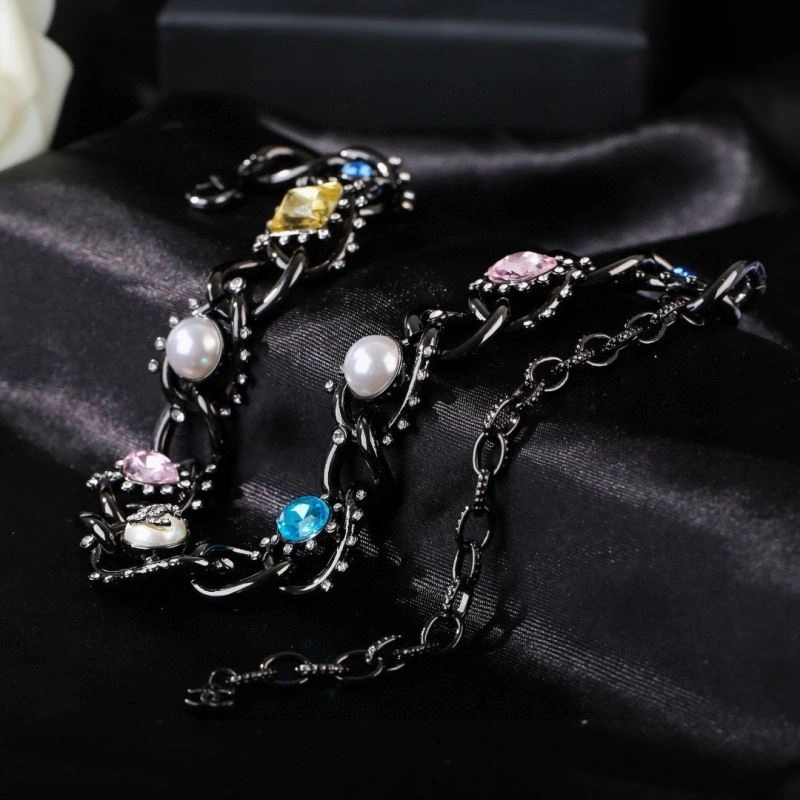 Flexible Chanel Necklaces 228639