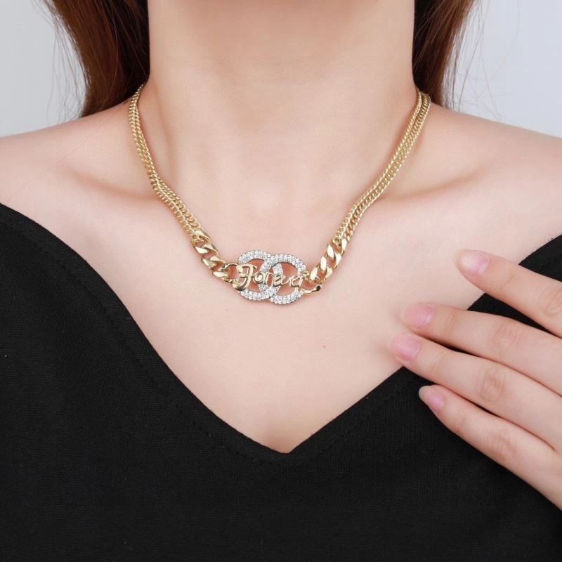 Effortless Chanel Necklaces 228635