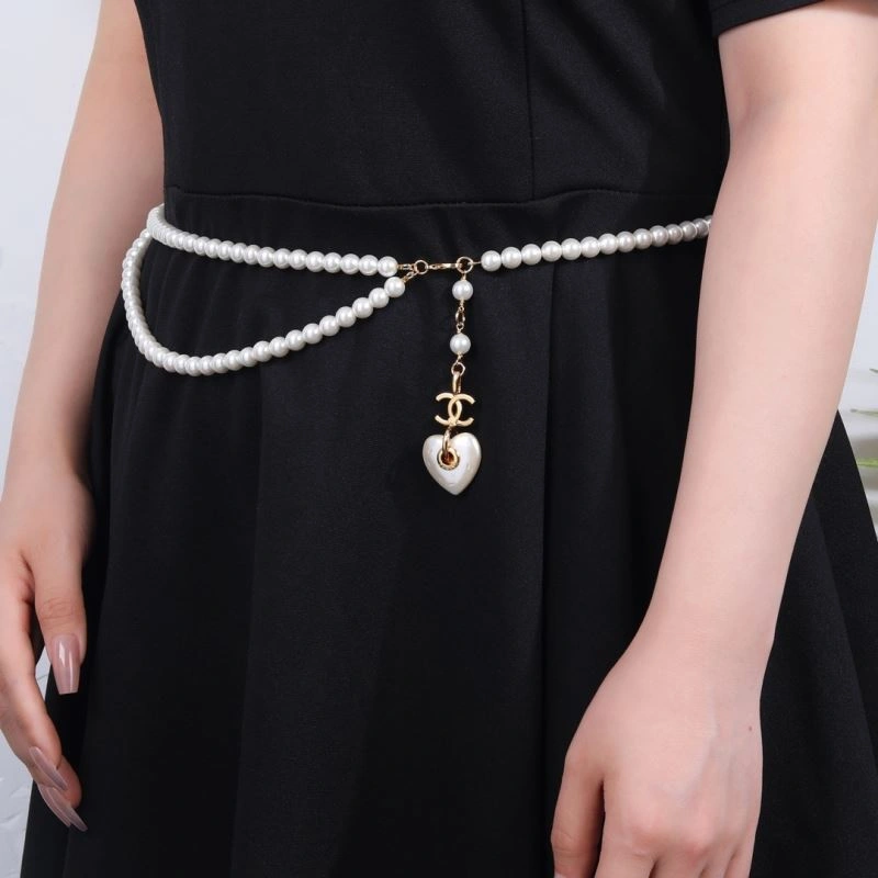 Chanel Necklaces Cozy 228678