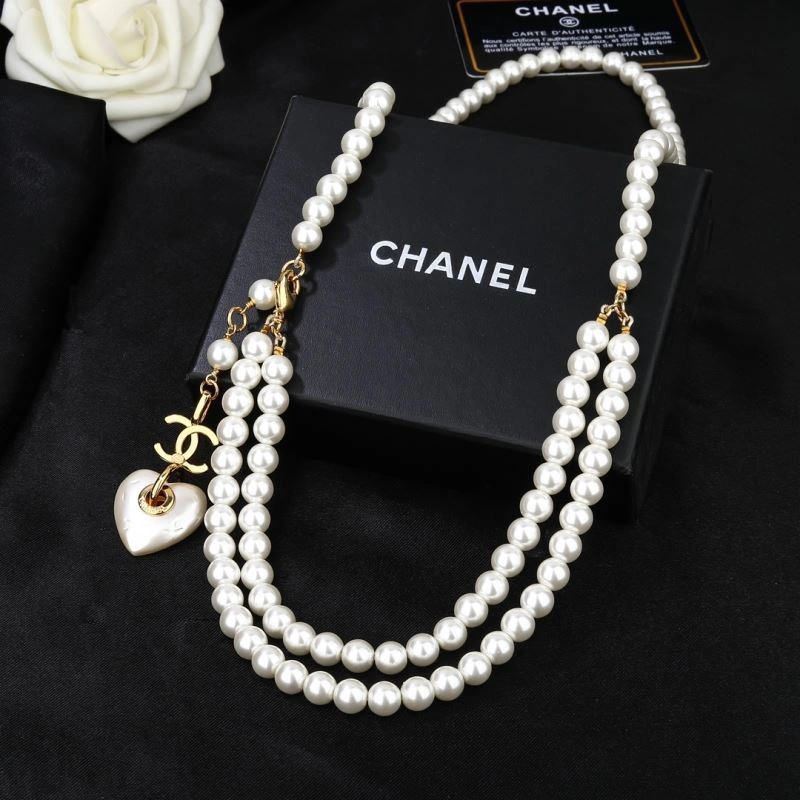 Chanel Necklaces Cozy 228678