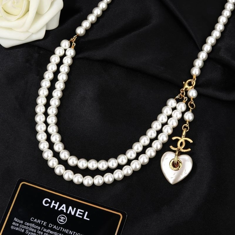 Chanel Necklaces Cozy 228678