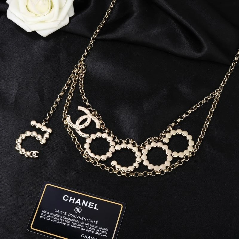 FashionForward Chanel Necklaces 228638