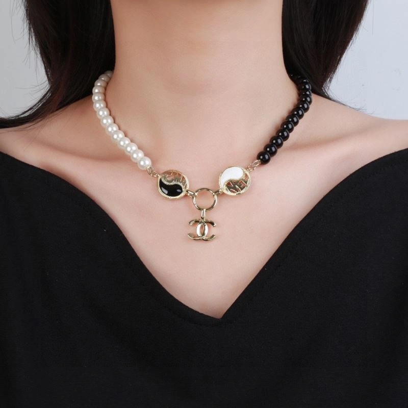 Chanel Necklaces Fashionable 228631