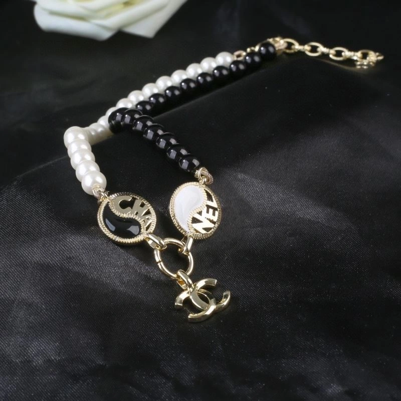 Chanel Necklaces Fashionable 228631