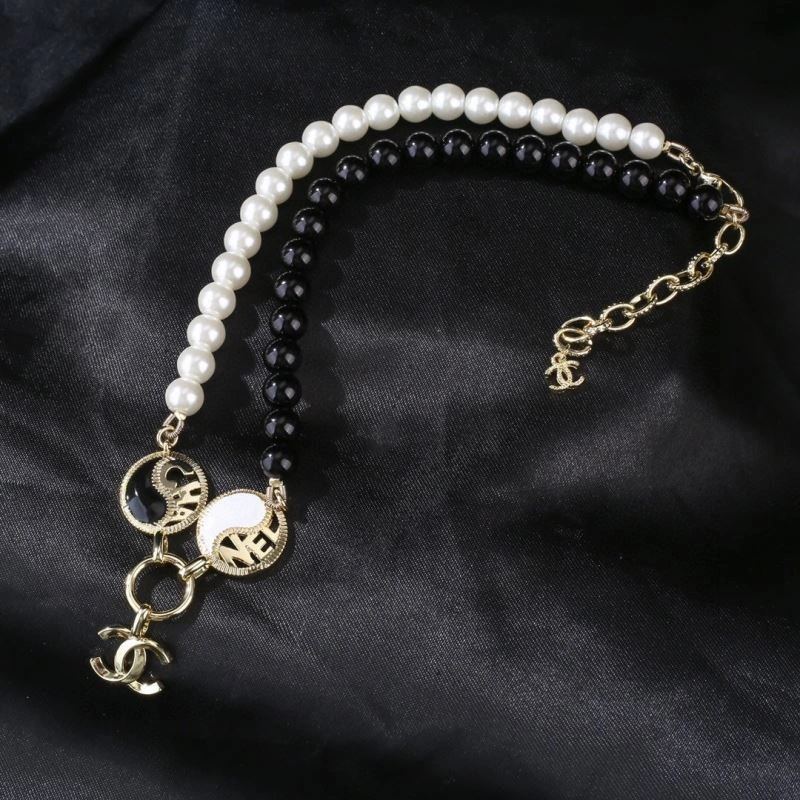 Chanel Necklaces Fashionable 228631