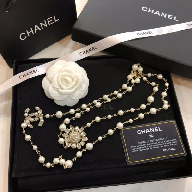 Chanel Necklaces Functional 228718