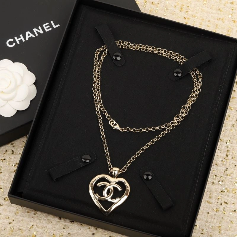 Chanel Necklaces Modern 228633