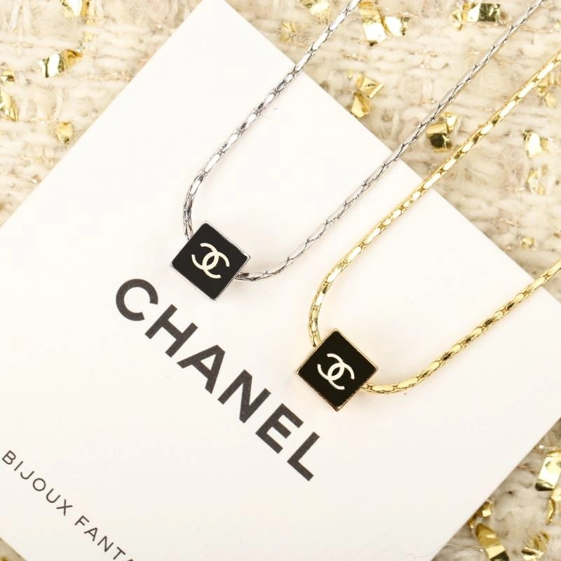 SunProtective Chanel Necklaces 228672