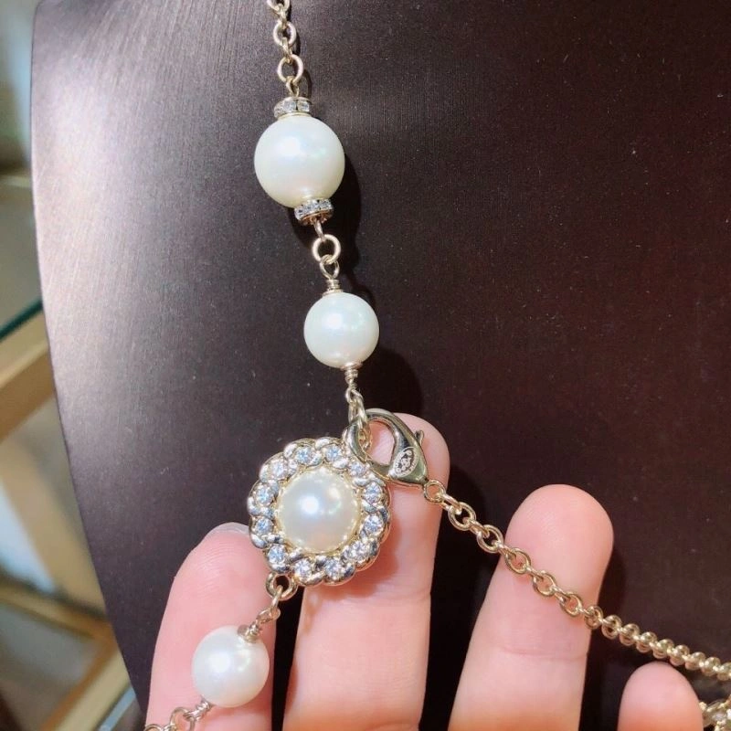 Chanel Necklaces Cozy 228634