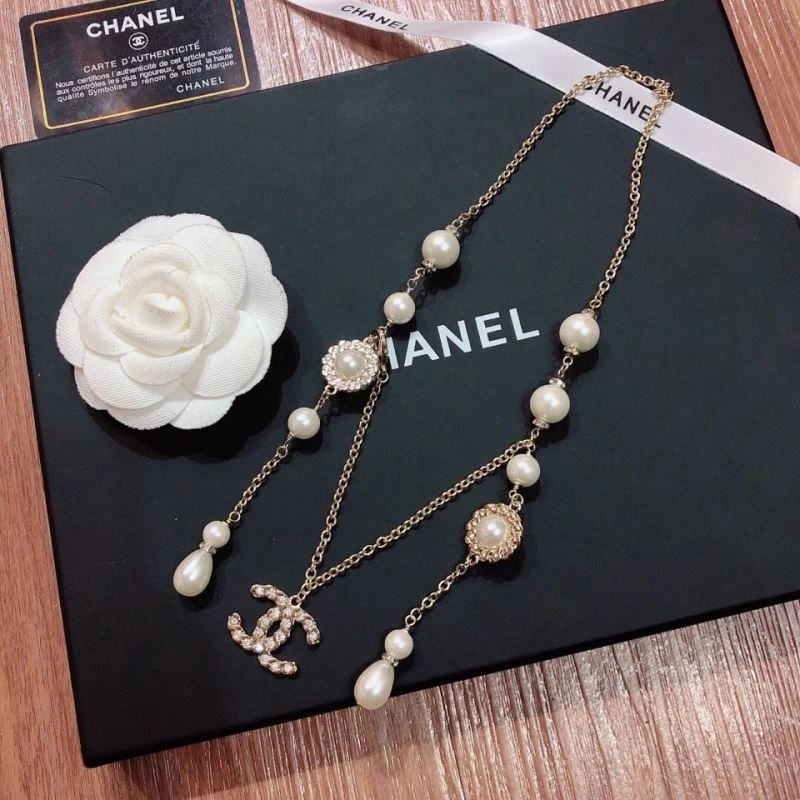 Chanel Necklaces Cozy 228634