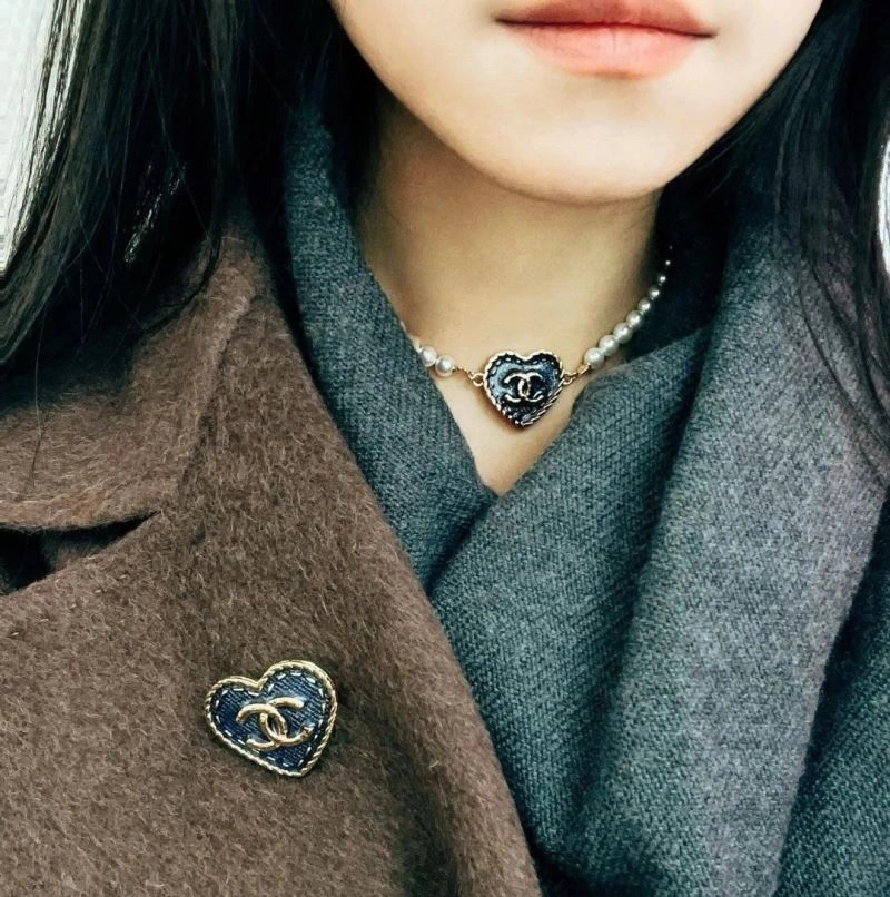 Chanel Necklaces Resilient 228607