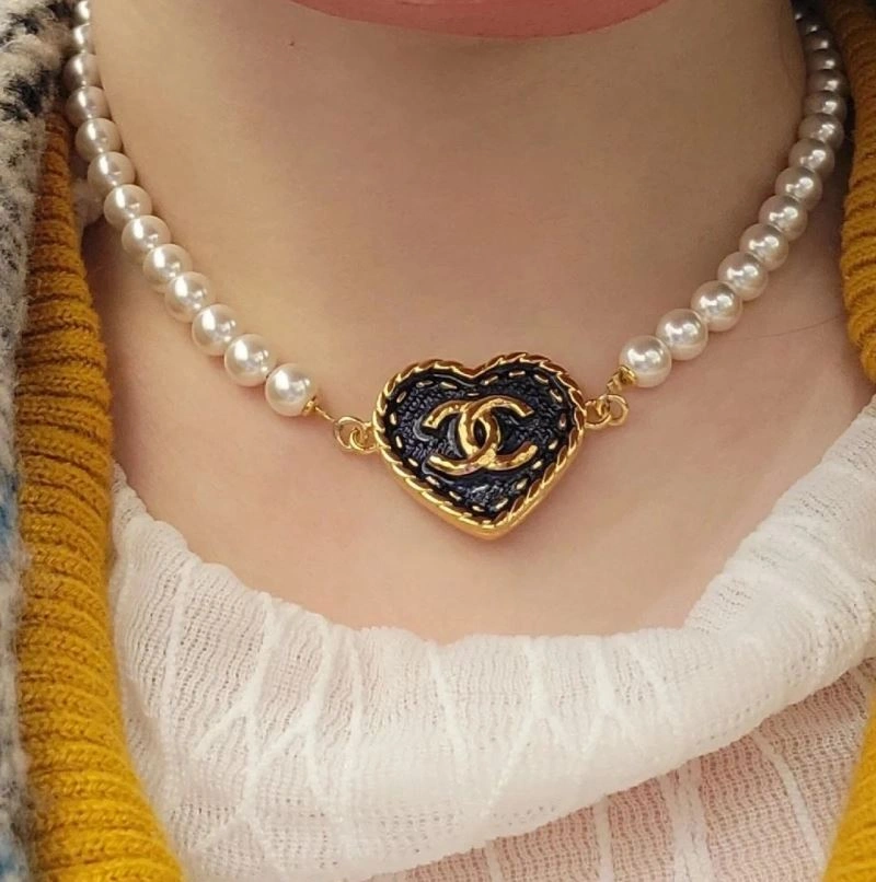 Chanel Necklaces Resilient 228607