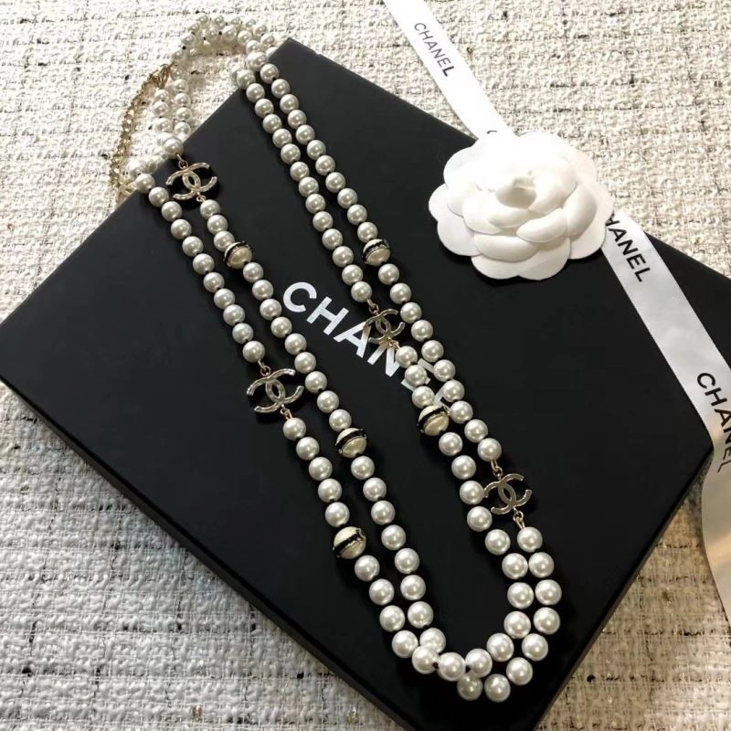 Chanel Necklaces Unisex 228604