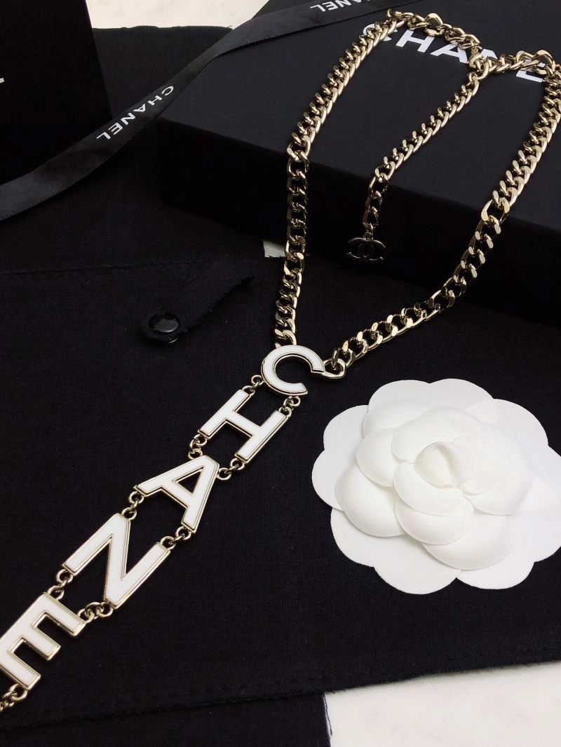Compact Chanel Necklaces 228601