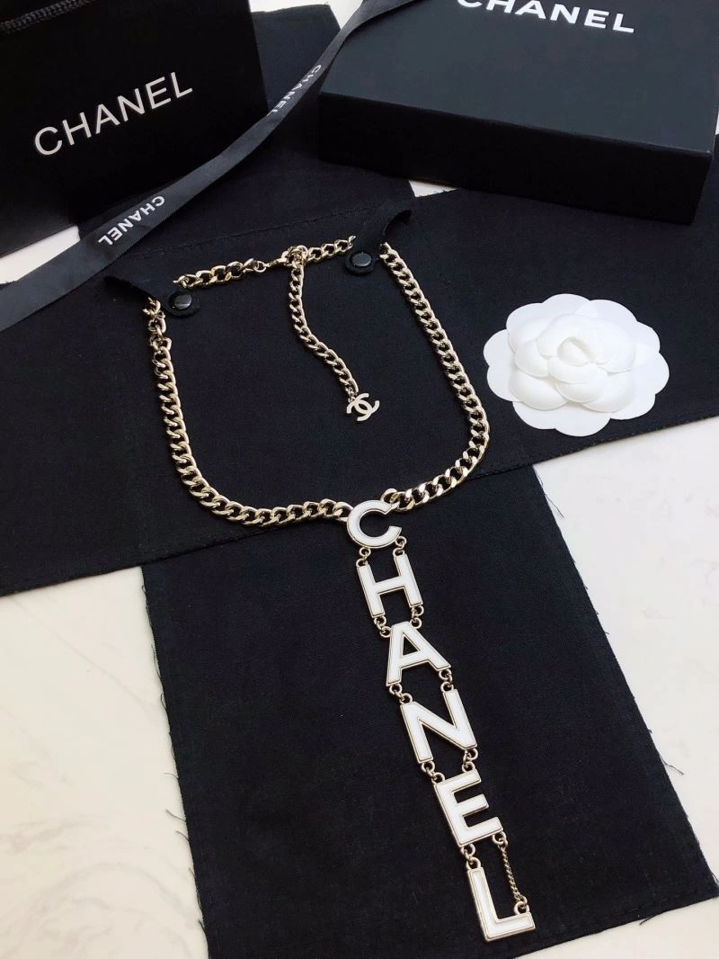 Compact Chanel Necklaces 228601