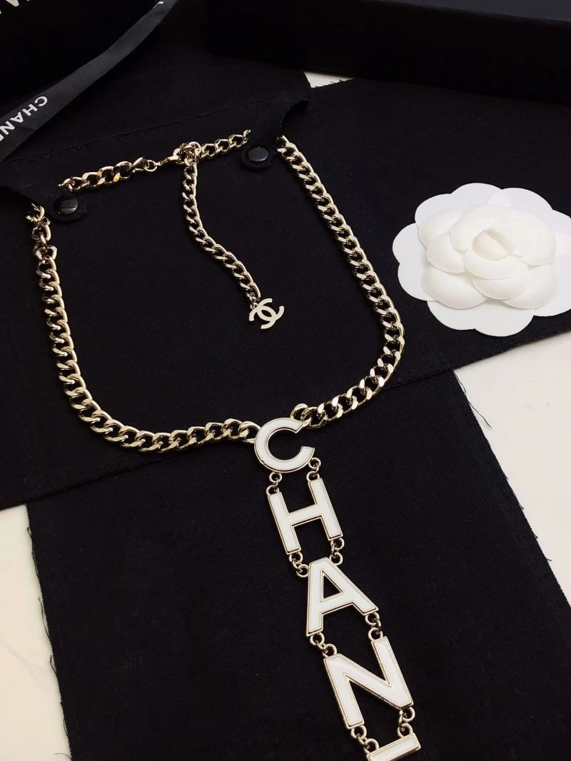 Compact Chanel Necklaces 228601