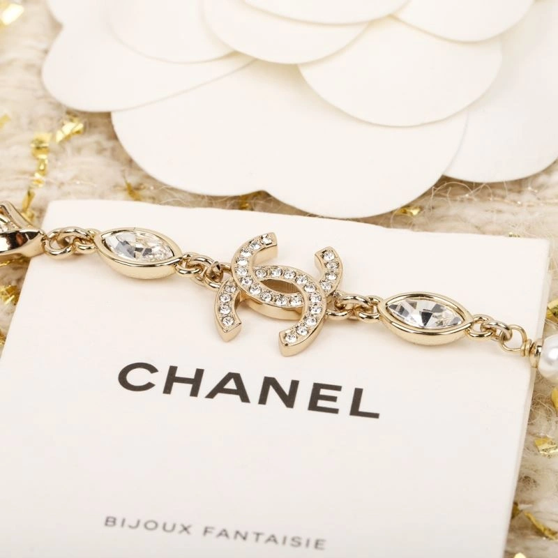 UrbanChic Chanel Necklaces 228600